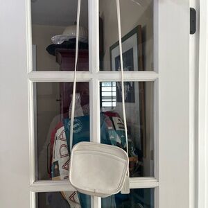 Coach Cream Leather crossbody Bag